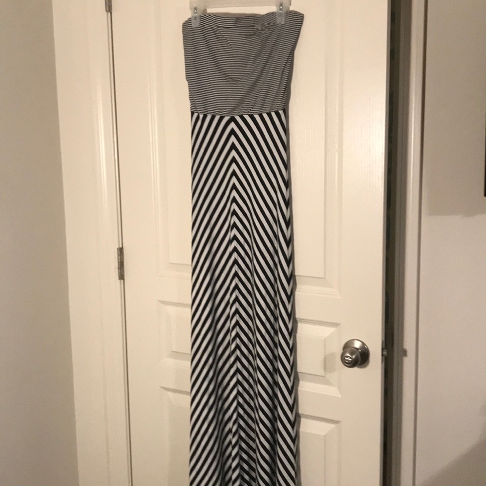 Striped Maxi - Picture 3 of 3